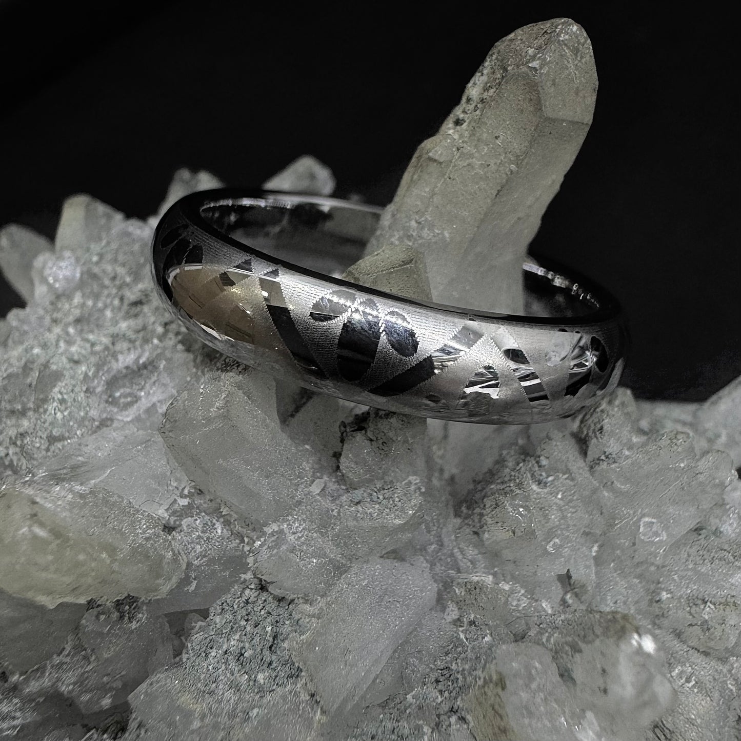 Anillo de Tungsteno con Figura de Agave